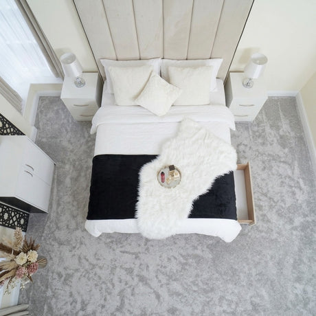 CAMBRIDGE PIPING DIVAN BED